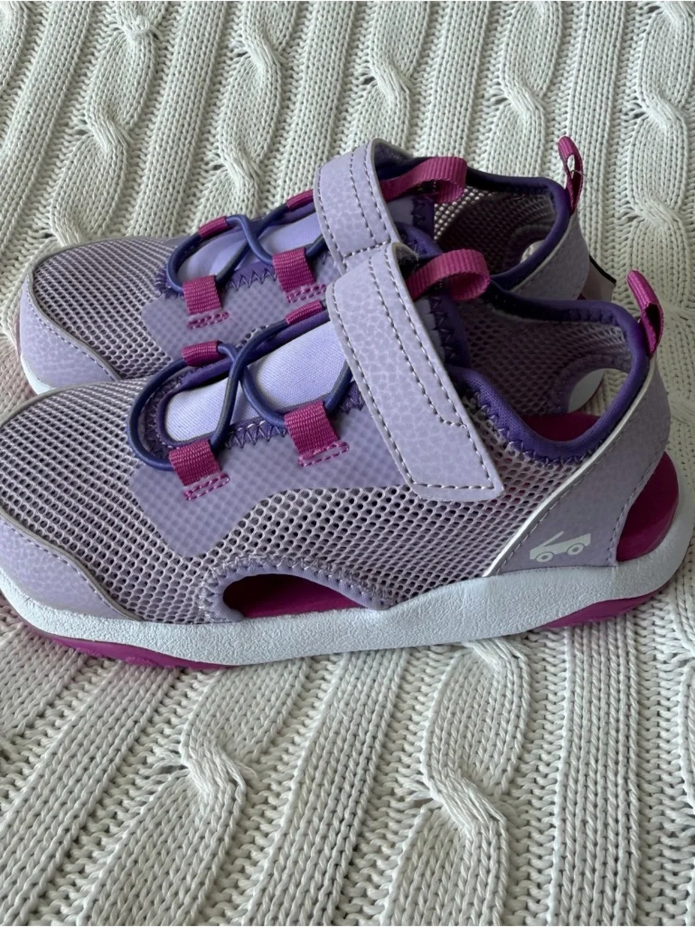 See Kai Run Aven Water Sneakers Shoes Sz 11 NEW Pool Beach Sandals Shoe